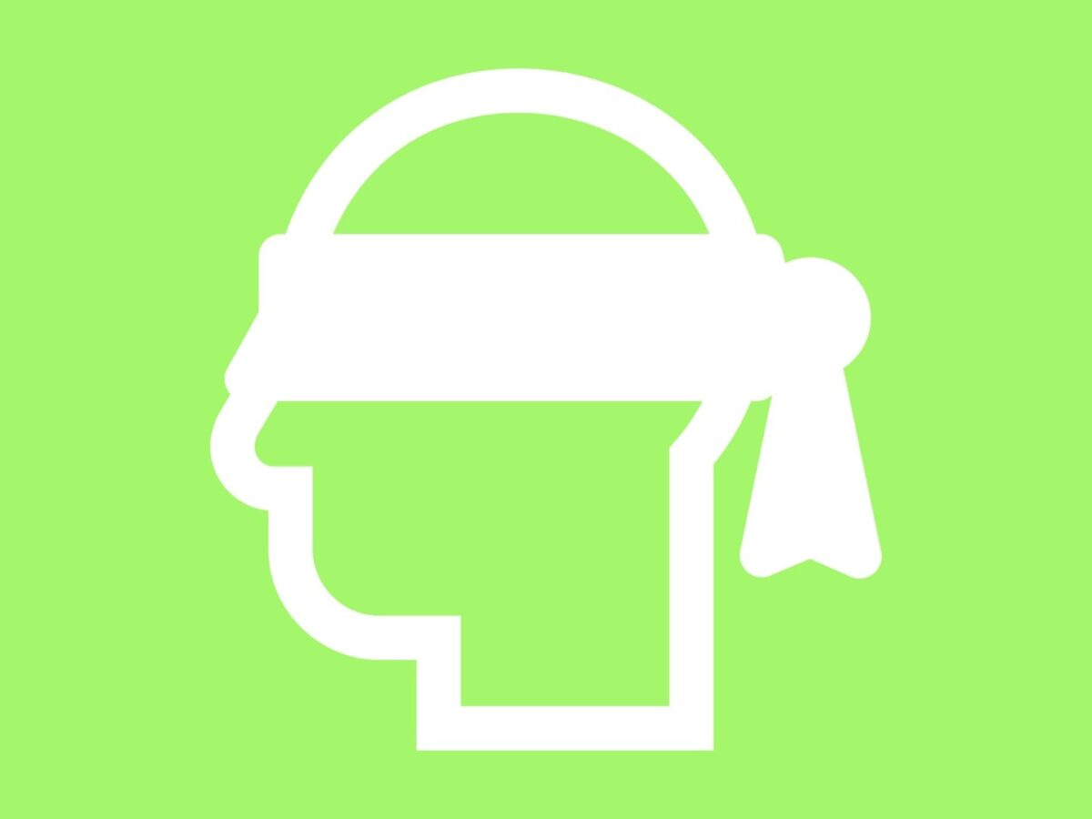 icon of person with blindfold for The biggest challenge of your brand audit post